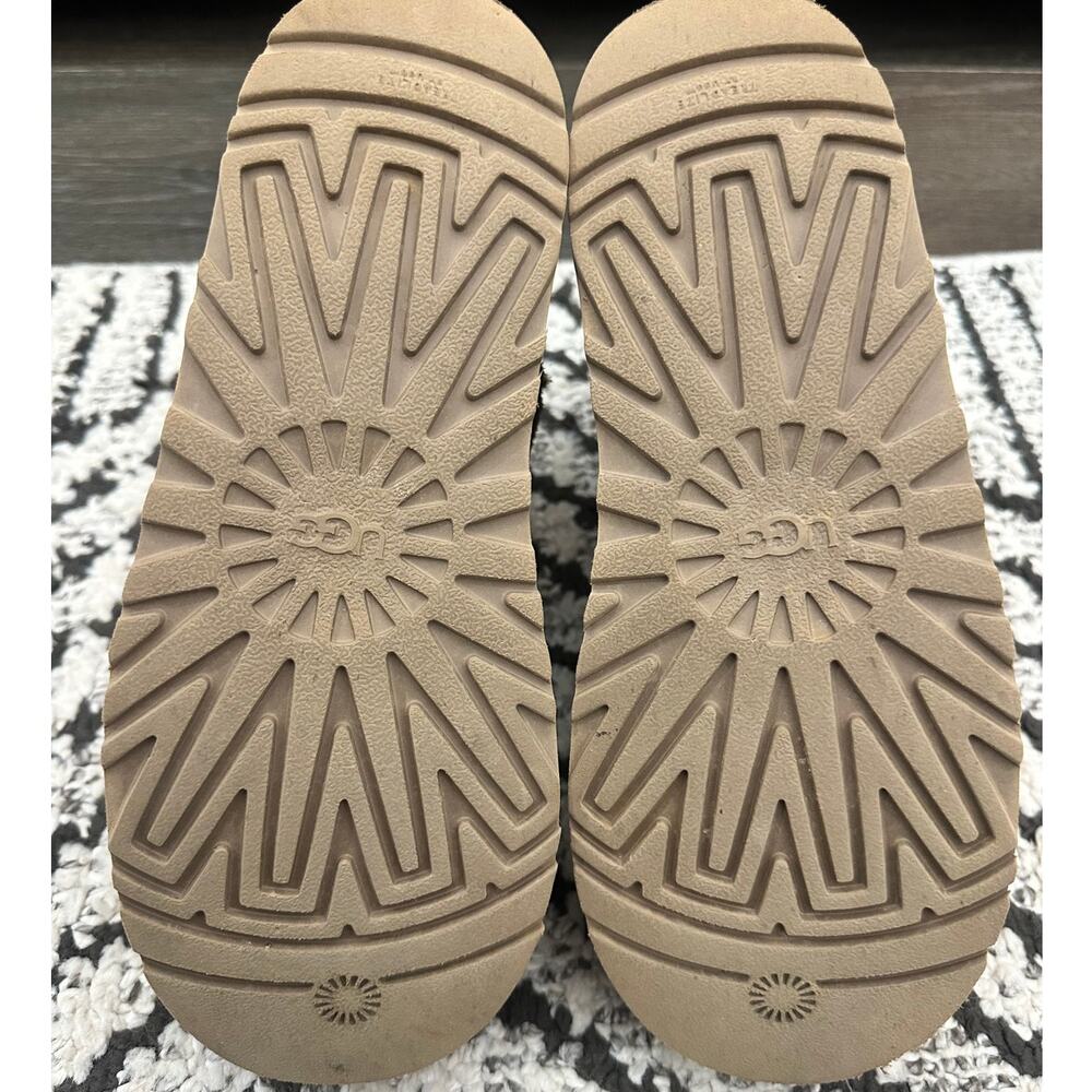 UGG Kids Classic Mini Platform Chestnut Boots Big Kid Size 6 - Picture 9 of 9